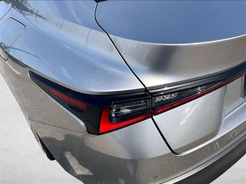 Used 2023 Lexus IS 300 w/ Comfort Package RWD image 29