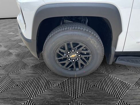 New 2026 Chevrolet Silverado EV LT image 14