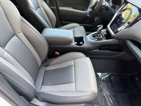 Used 2025 Subaru Outback Onyx Edition AWD/4WD image 24