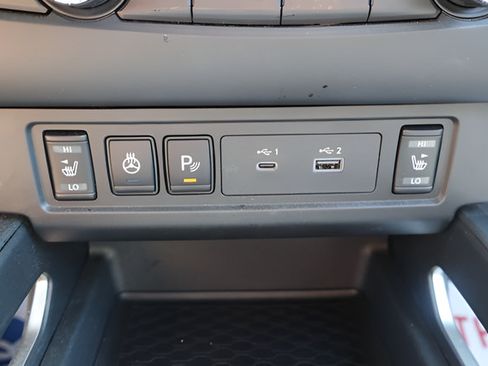 Used 2026 Nissan Frontier SV w/ All-Weather Content Package AWD/4WD image 21