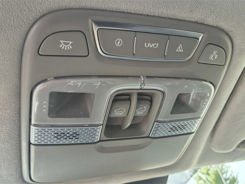 Used 2022 Kia Telluride SX w/ SX Prestige Package image 18