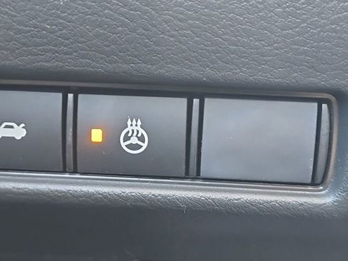 New 2026 Nissan Sentra SV w/ SV Convenience Package FWD image 13