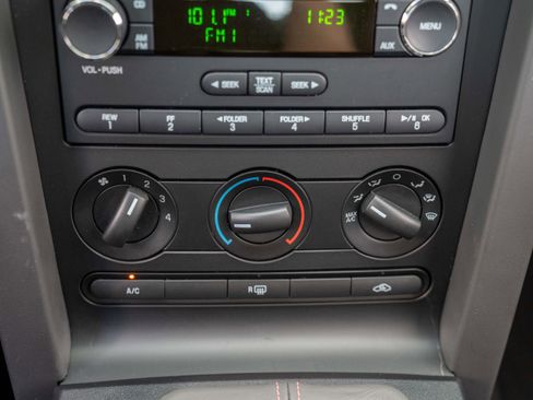 Used 2009 Ford Mustang Shelby GT500 image 24