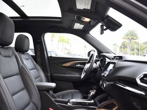 Used 2021 Chevrolet TrailBlazer ACTIV w/ Sun and Liftgate Package image 29