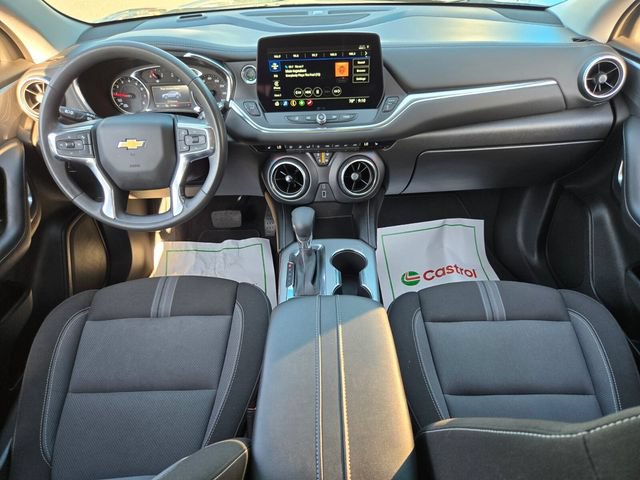 Used 2025 Chevrolet Blazer LT AWD/4WD image 14