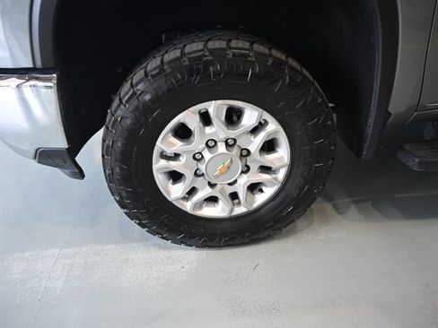 Used 2024 Chevrolet Silverado 2500 LT w/ All Star Edition AWD/4WD image 30