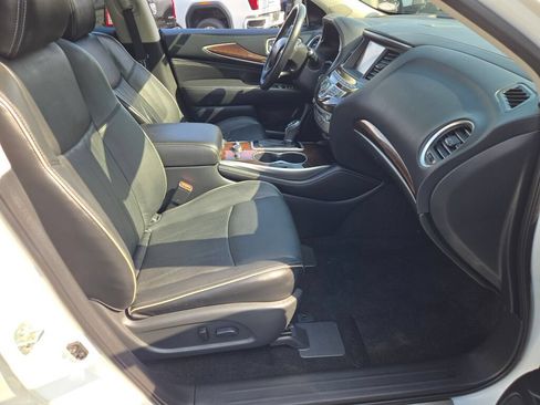 Used 2019 INFINITI QX60 Luxe w/ Sensory Package AWD/4WD image 7