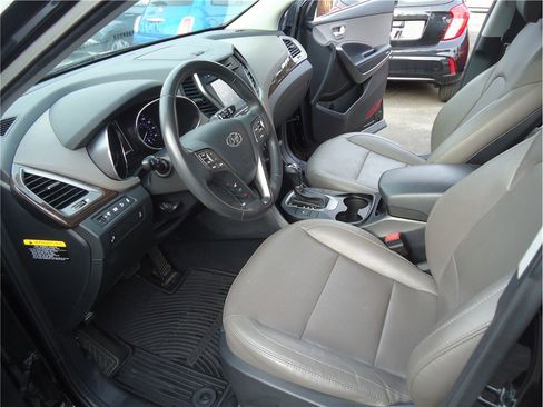 Used 2017 Hyundai Santa Fe Sport AWD/4WD image 23