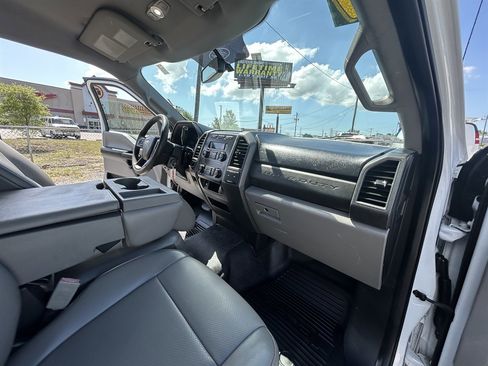 Used 2019 Ford F250 XL RWD image 12