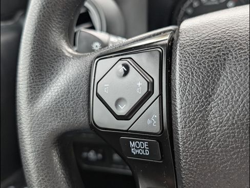 Used 2021 Toyota Tacoma SR AWD/4WD image 23