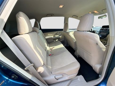 Used 2012 Toyota Prius V Two image 30