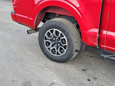 Used 2022 Ford F150 XLT w/ Equipment Group 302A High image 10