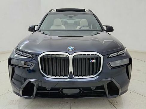Used 2026 BMW X7 M60i AWD/4WD image 2