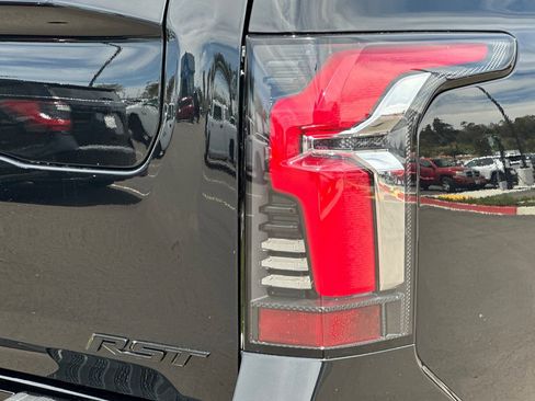 New 2024 Chevrolet Silverado EV RST AWD/4WD image 25