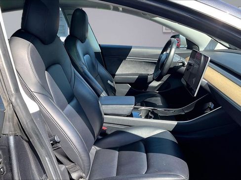 Used 2020 Tesla Model 3 Long Range AWD/4WD image 7