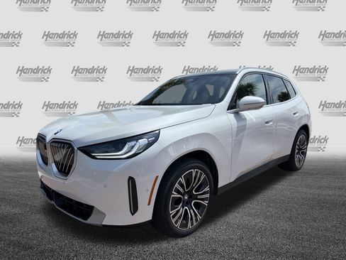 Used 2025 BMW X3 xDrive30i AWD/4WD image 5