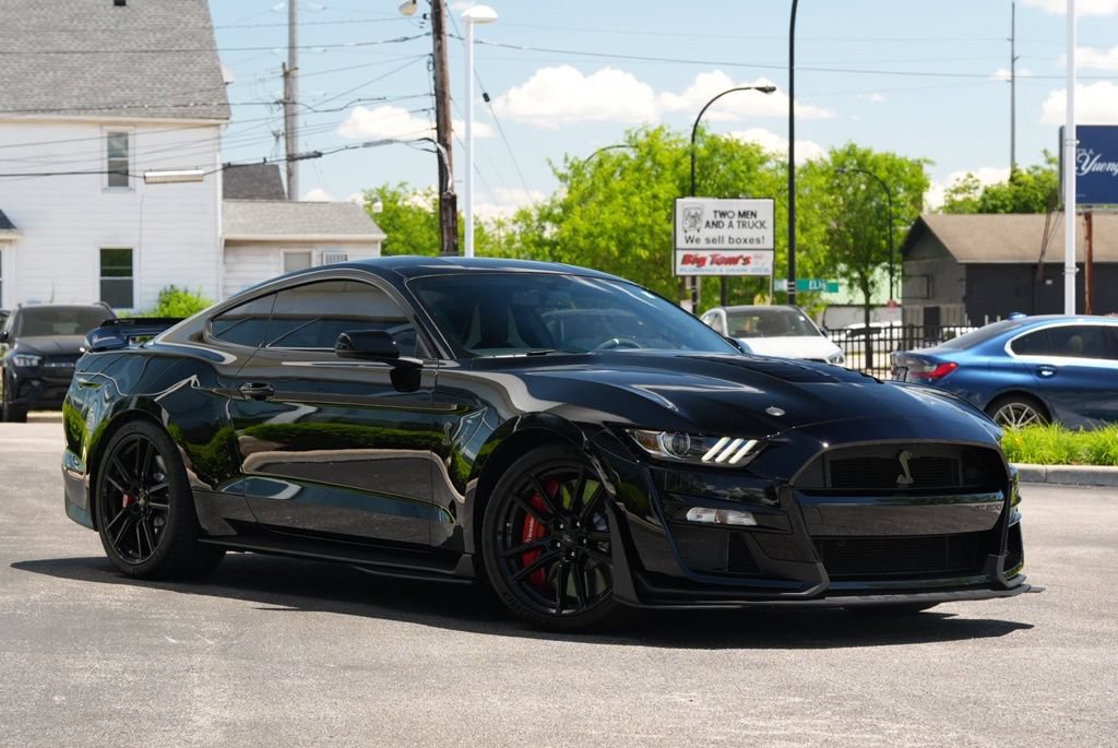 Used 2022 Ford Mustang Shelby GT500 w/ Technology Package RWD image 29
