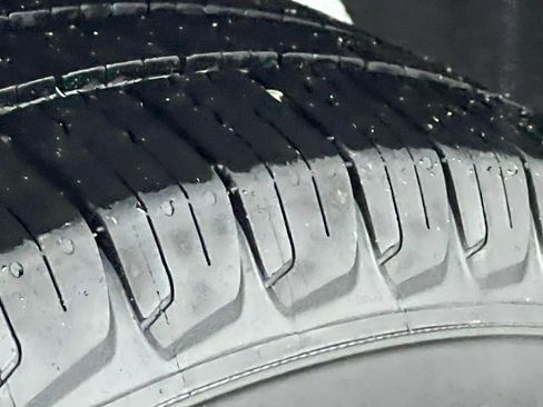 Used 2014 Toyota Corolla LE image 6