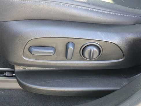 Used 2022 Chevrolet Blazer LT w/ Redline Edition image 22