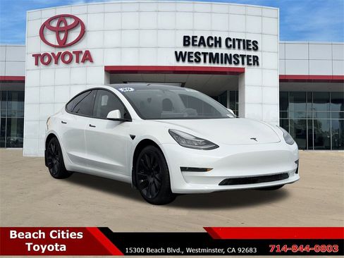 Used 2020 Tesla Model 3 Standard Range Plus image 1