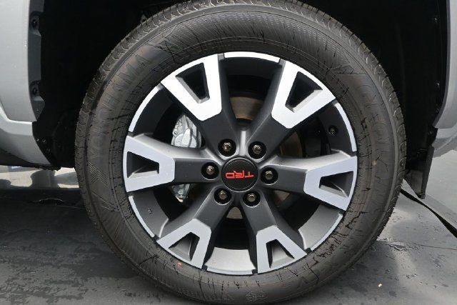New 2026 Toyota 4Runner 4WD image 15
