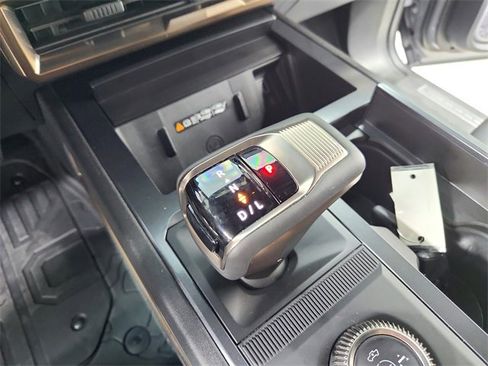 Used 2025 GMC Hummer EV 3X image 27