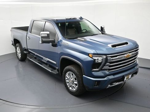 Used 2024 Chevrolet Silverado 3500 High Country w/ Z71 Off-Road Package AWD/4WD image 15