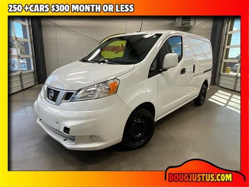 Used 2021 Nissan NV200 SV w/ Back Door Glass Package image 1