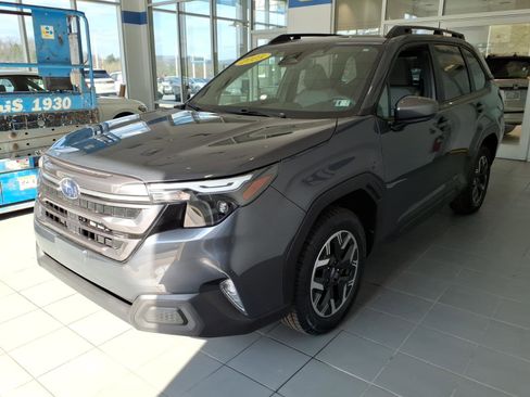 Certified 2025 Subaru Forester Premium w/ Convenience Package #1 image 8