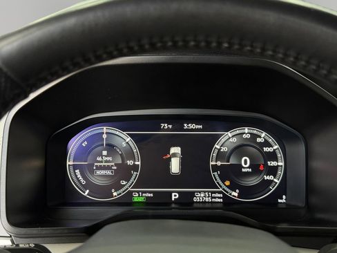 Used 2024 Mitsubishi Outlander SEL AWD/4WD image 18