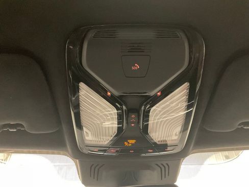 Used 2021 BMW X7 M50i image 29