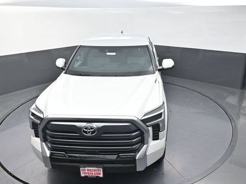 Used 2025 Toyota Tundra Limited AWD/4WD image 13