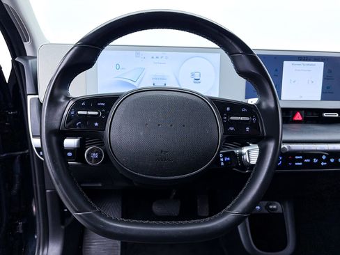Used 2024 Hyundai Ioniq 5 SE RWD image 29