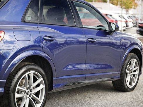 Certified 2025 Audi Q3 2.0T Premium w/ Convenience Package image 8