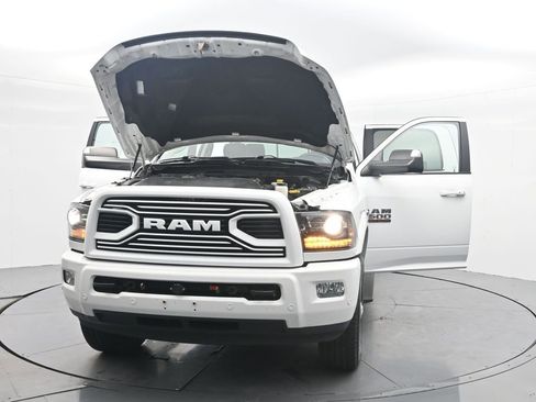 Used 2018 RAM 2500 Laramie w/ Sport Appearance Group AWD/4WD image 42
