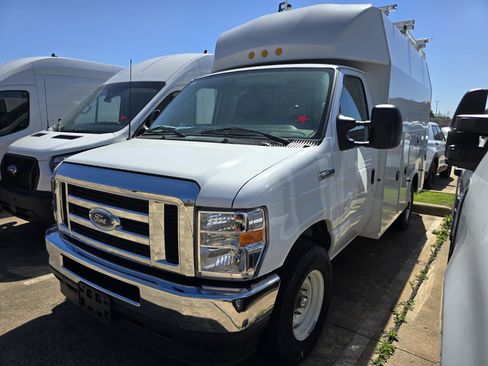 New 2025 Ford E-350 and Econoline 350 Super Duty w/ Power Equipment Group image 3