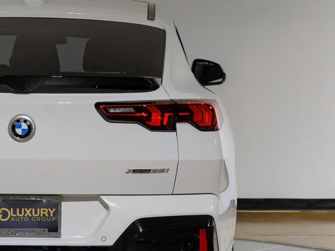 Used 2025 BMW X2 xDrive28i AWD/4WD image 49