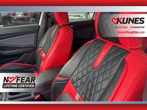 Used 2025 Volkswagen Jetta GLI Autobahn image 23