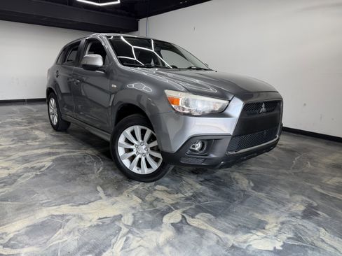 Used 2011 Mitsubishi Outlander Sport SE AWD/4WD image 5