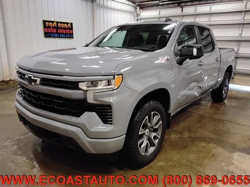 Used 2024 Chevrolet Silverado 1500 RST w/ Convenience Package II image 4