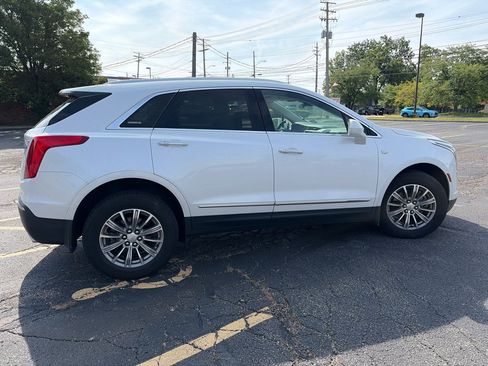 Used 2018 Cadillac XT5 Luxury w/ Driver Awareness Package AWD/4WD image 10