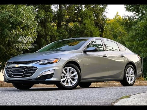 Used 2024 Chevrolet Malibu LT image 3