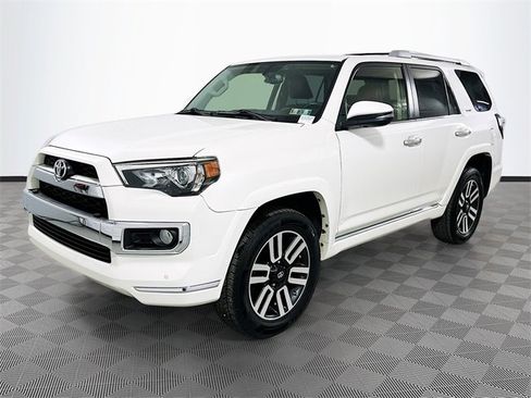 Used 2016 Toyota 4Runner Limited image 3