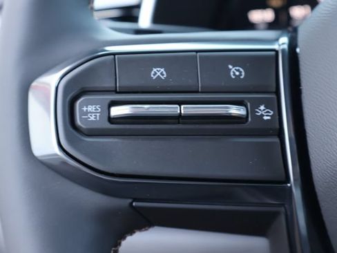 New 2026 GMC Canyon AT4 w/ AT4 Premium Package AWD/4WD image 24