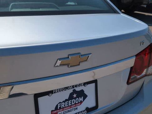 Used 2014 Chevrolet Cruze LT FWD image 11