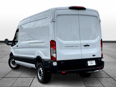 Used 2024 Ford Transit 250 148 Medium Roof image 3