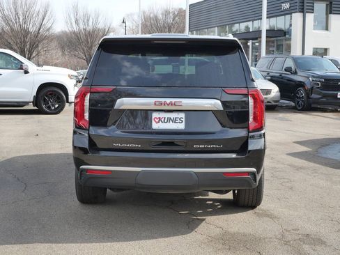 Used 2024 GMC Yukon Denali w/ Denali Reserve Package image 8