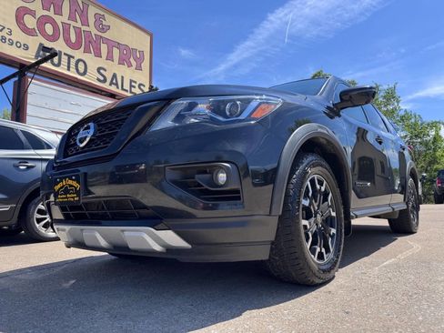 Used 2020 Nissan Pathfinder SL AWD/4WD image 1