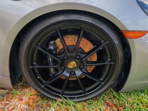 Used 2024 Porsche 718 Cayman GTS RWD image 10