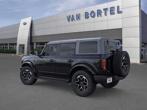 Used 2026 Ford Bronco Outer Banks AWD/4WD image 4